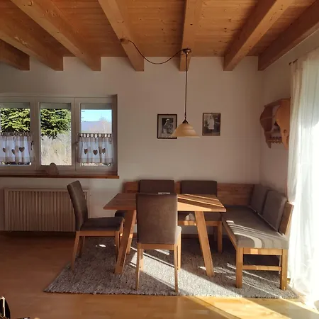 Haus Schoenbrunner Apartament
